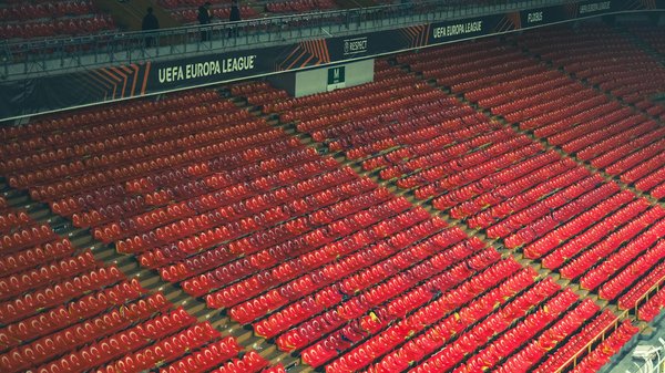 What role does tire pressure play in cycling performance, especially in UK terrains?